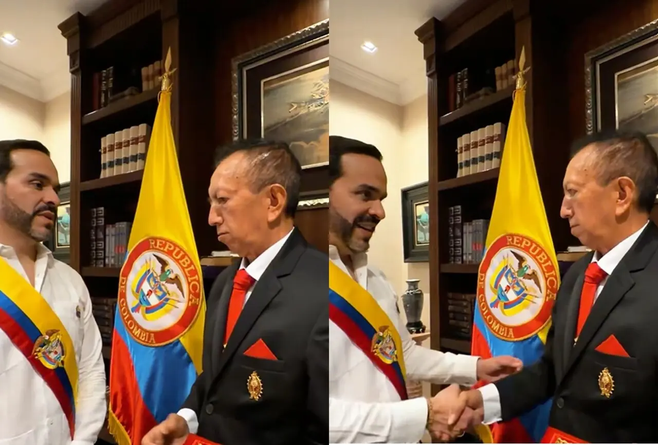 ¡Un honor profundo! Abelardo De La Espriella recibe la banda presidencial de manos de veteranos y reservistas 2 banda3