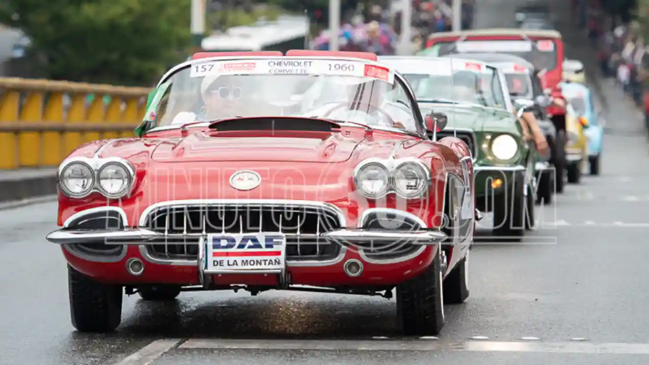 ¡Póngale ojo a la ruta! Estos son los bloqueos viales por el Desfile de Autos Clásicos este viernes