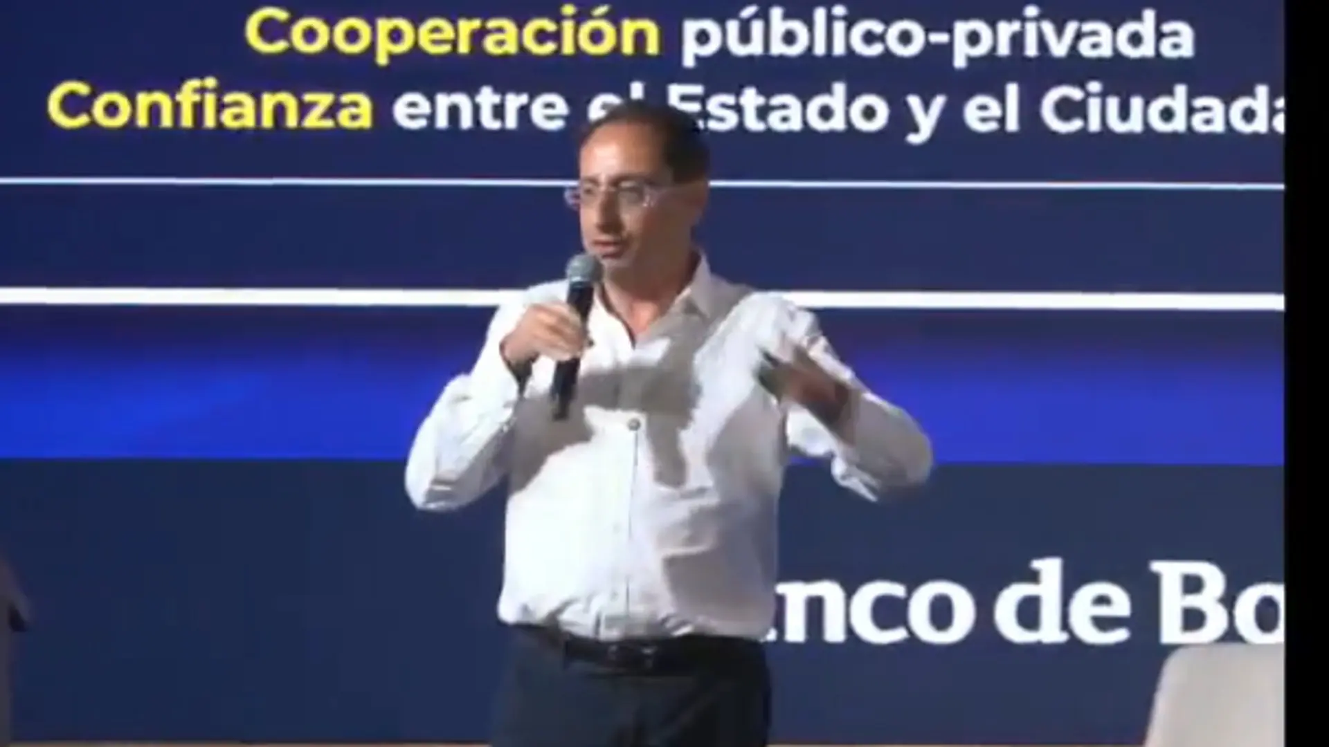 jose manuel restrepo vicepresidente