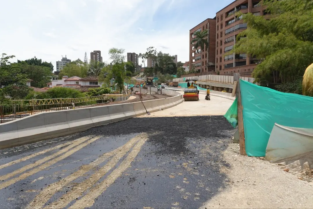 ¡Buenas noticias para El Poblado! Habilitan el primer puente del Intercambio Vial de la Avenida 34 con Los González 3 los parra3