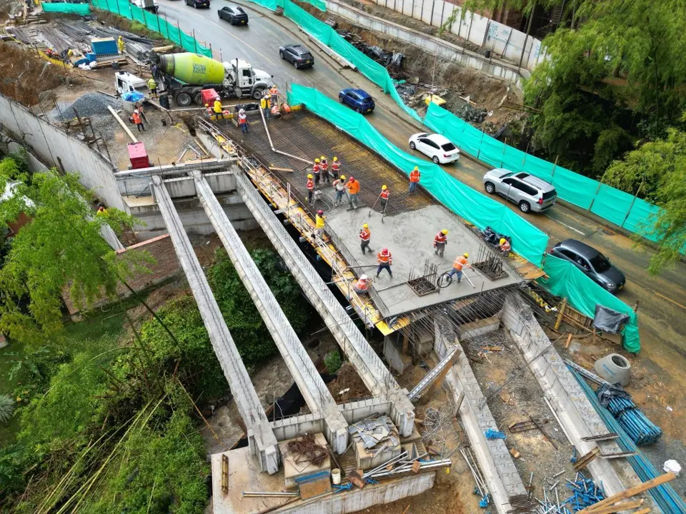 ¡Buenas noticias para El Poblado! Habilitan el primer puente del Intercambio Vial de la Avenida 34 con Los González 2 los parra4