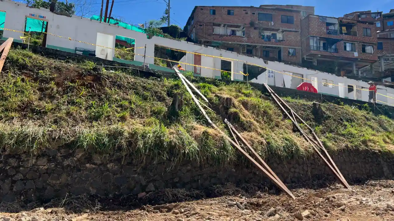 ¡Villa Hermosa cambia! Arrancó la obra de un nuevo megacolegio 3 ¡Villa Hermosa cambia! Arrancó la obra de un nuevo megacolegio