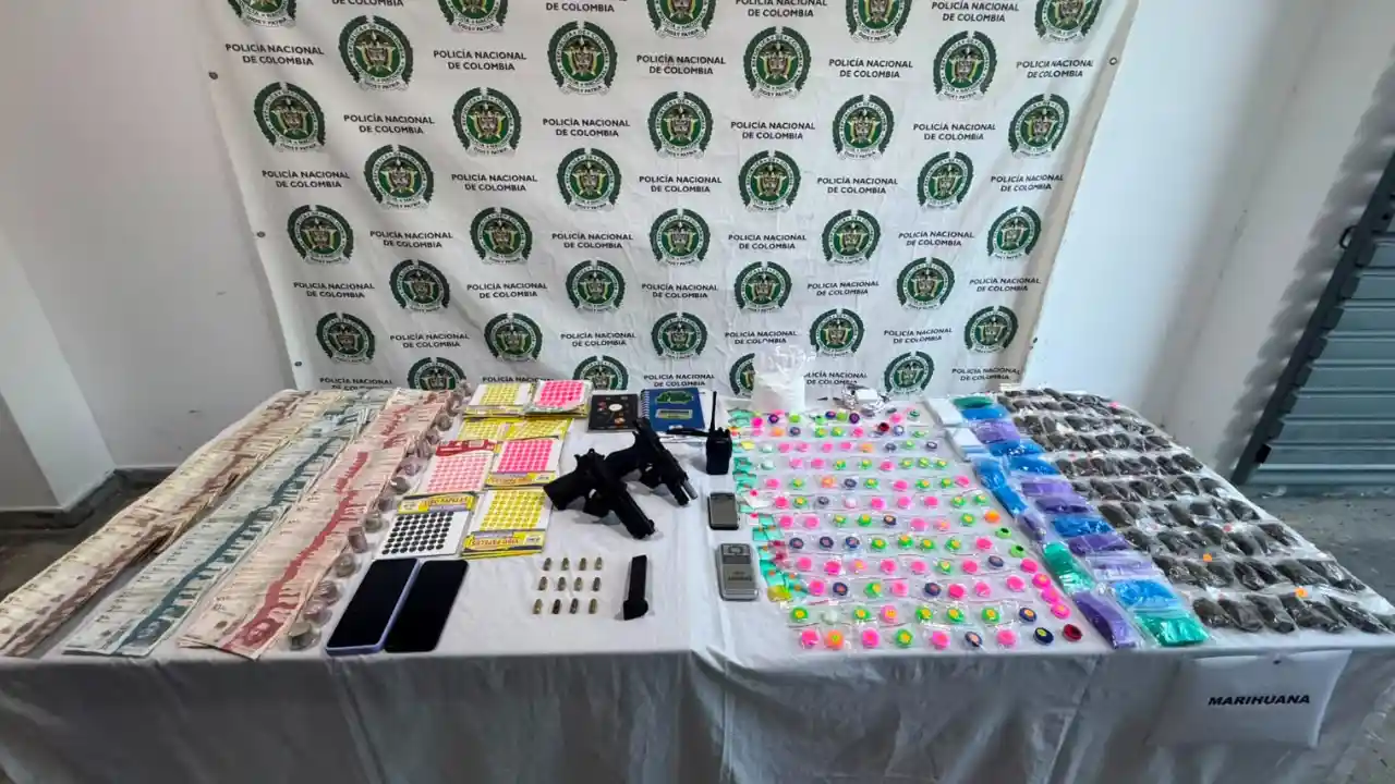 ¡Usaban un taller de motos como fachada! Cayó la red que movía millones con droga y armas en Caracolí 2 ¡Usaban un taller de motos como fachada! Cayó la red que movía millones con droga y armas en Caracolí