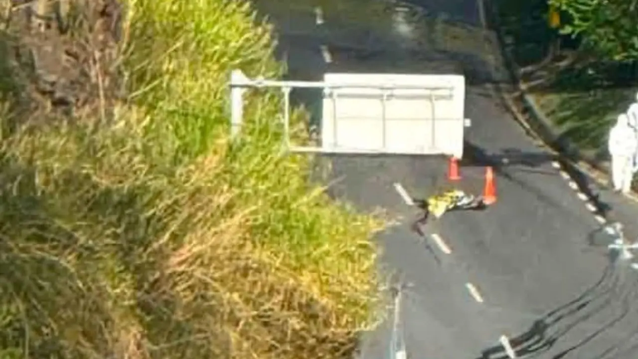 Fuerte choque entre dos motos deja un muerto en la vía al Túnel de Occidente, sector Blanquizal 4 via occidente5