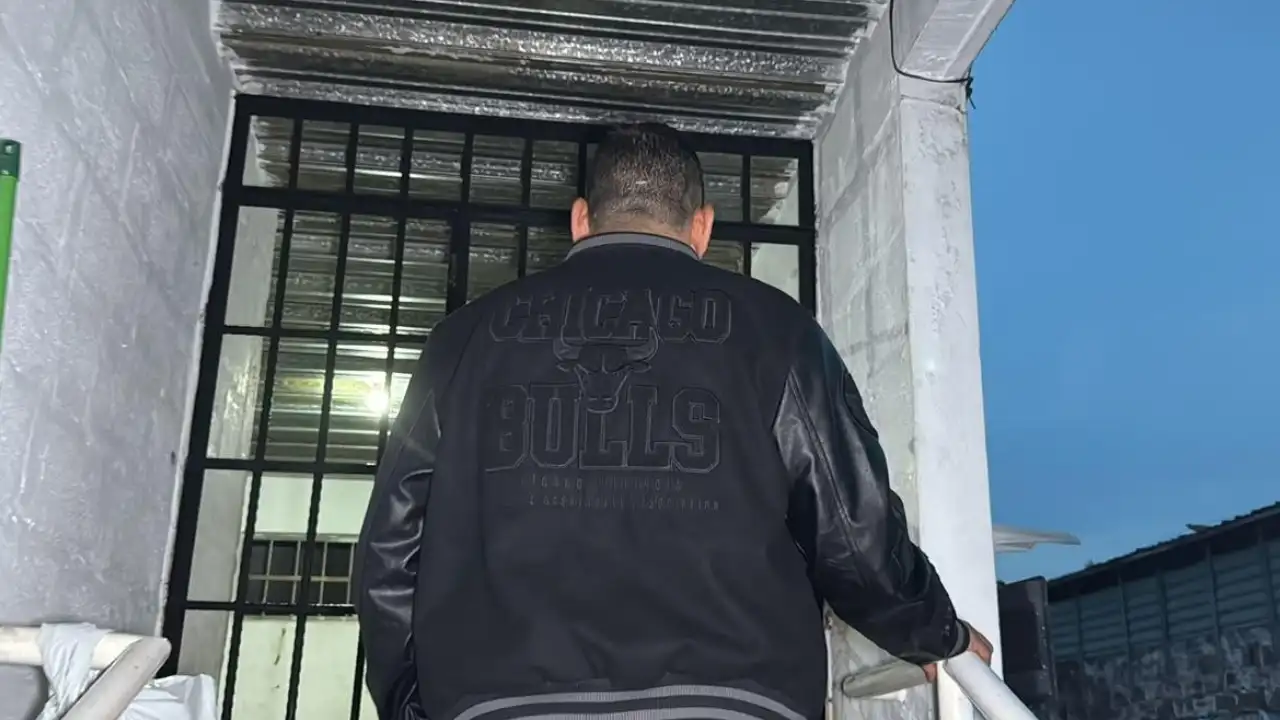 ¡Cayó ‘El Mexicano’! Señalado de mover los hilos del CJNG en Colombia quedó en manos de Migración 1 ¡Cayó ‘El Mexicano’! Señalado de mover los hilos del CJNG en Colombia quedó en manos de Migración