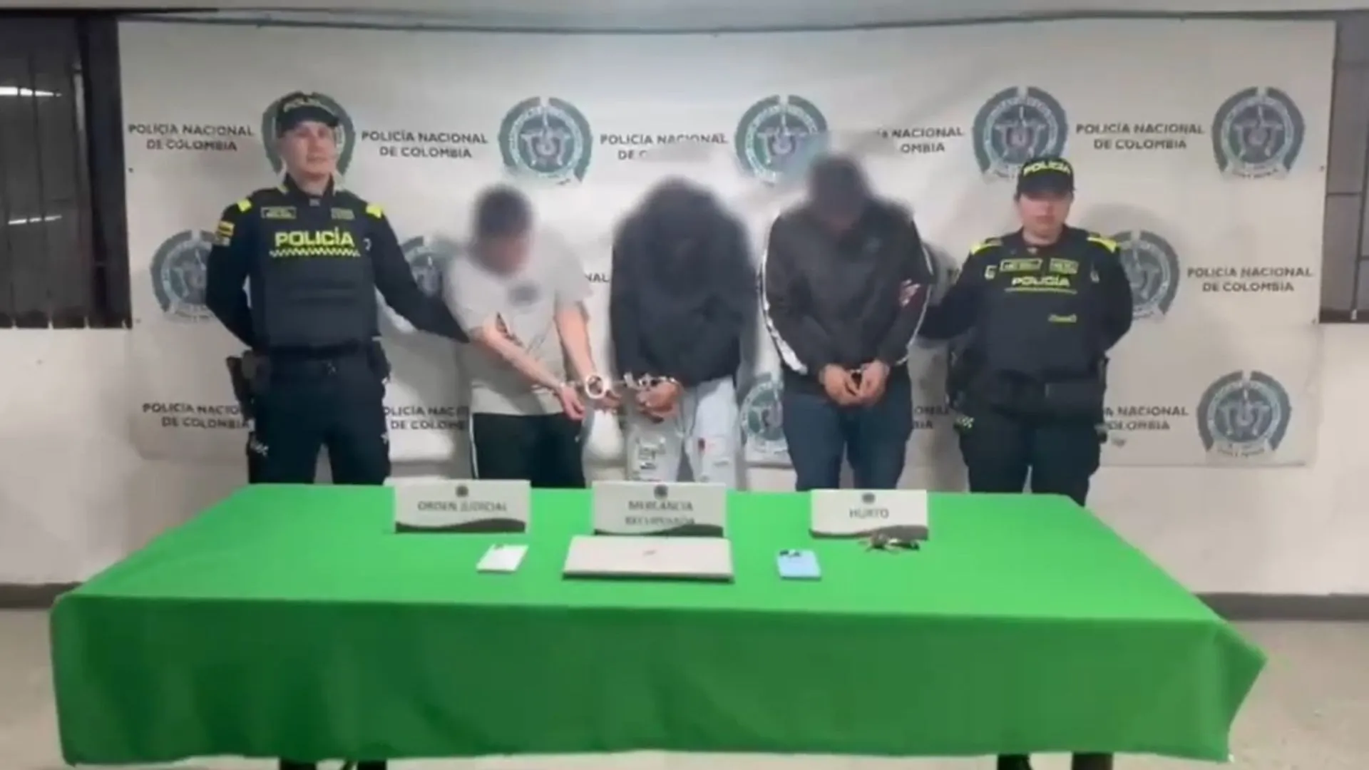 ¡Uno tenía brazalete del INPEC! Capturan a tres presuntos apartamenteros tras hurto en Barrios Unidos