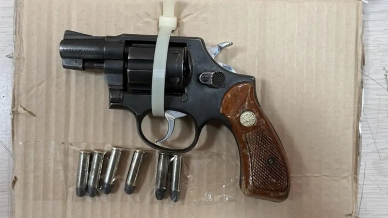 ¡Se les cayó la vuelta! Cuatro capturados y cuatro armas incautadas en Niquía 3 ¡Se les cayó la vuelta! Cuatro capturados y cuatro armas incautadas en Niquía
