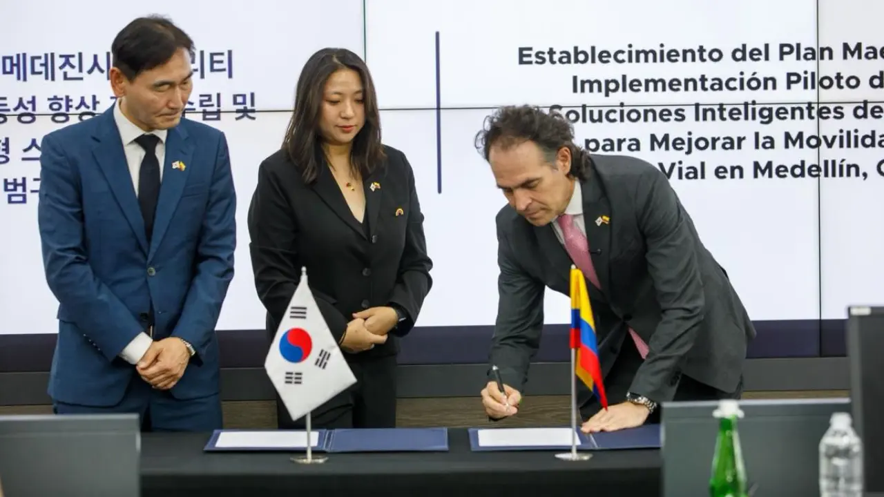 ¡Se nos viene un 'sistemasote' de tránsito! Corea respaldará el nuevo Plan de Movilidad en Medellín 2 ¡Se nos viene un 'sistemasote' de tránsito! Corea respaldará el nuevo Plan de Movilidad en Medellín
