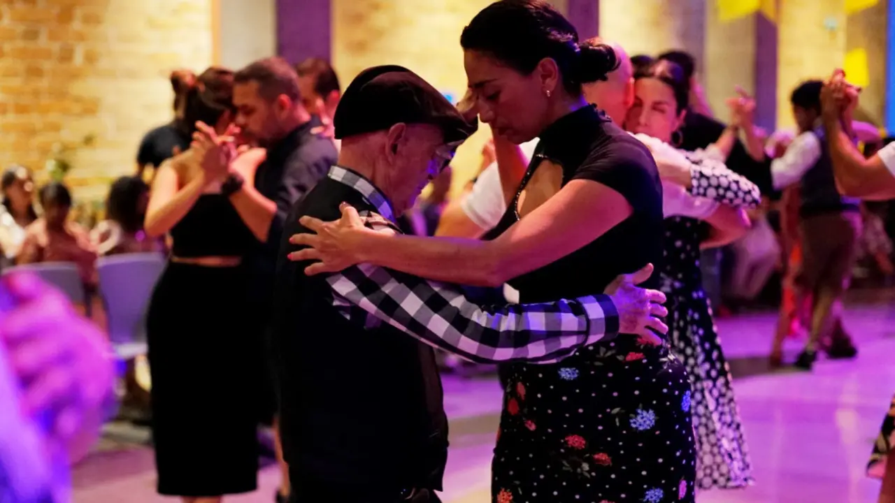 ¡Medellín le pone sello al tango! La ciudad avanza para declararlo Patrimonio Cultural 2 ¡Medellín le pone sello al tango! La ciudad avanza para declararlo Patrimonio Cultural