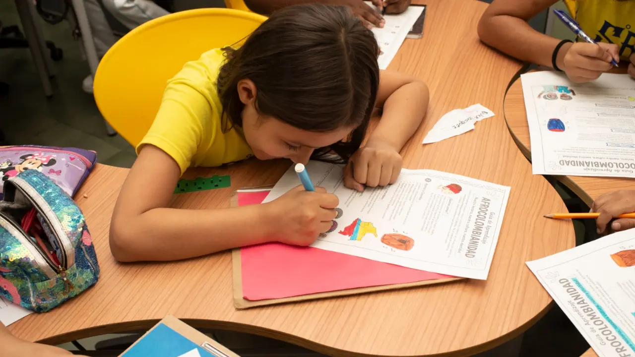 ¡Más libros para los colegios! Medellín refuerza su apuesta por la lectura 1 ¡Más libros para los colegios! Medellín refuerza su apuesta por la lectura