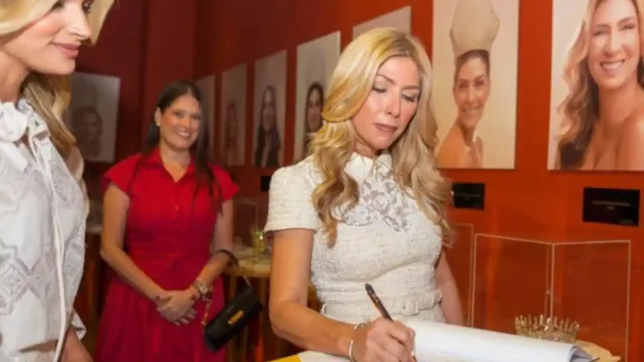 Esposa de Marco Rubio recorrió el Museo del Carnaval y conoció la cultura barranquillera 3 Esposa de Marco Rubio recorrió el Museo del Carnaval y conoció la cultura barranquillera