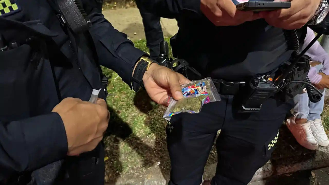 ¡Golpe en Laureles y Belén! Operativo dejó cuatro capturados y vehículos recuperados 4 ¡Golpe en Laureles y Belén! Operativo dejó cuatro capturados y vehículos recuperados