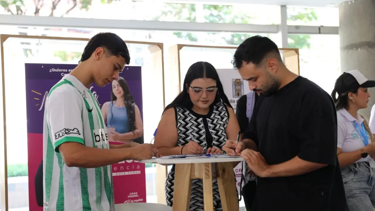Más oportunidades para estudiar: Medellín ya superó su meta de becas 2 Más oportunidades para estudiar: Medellín ya superó su meta de becas