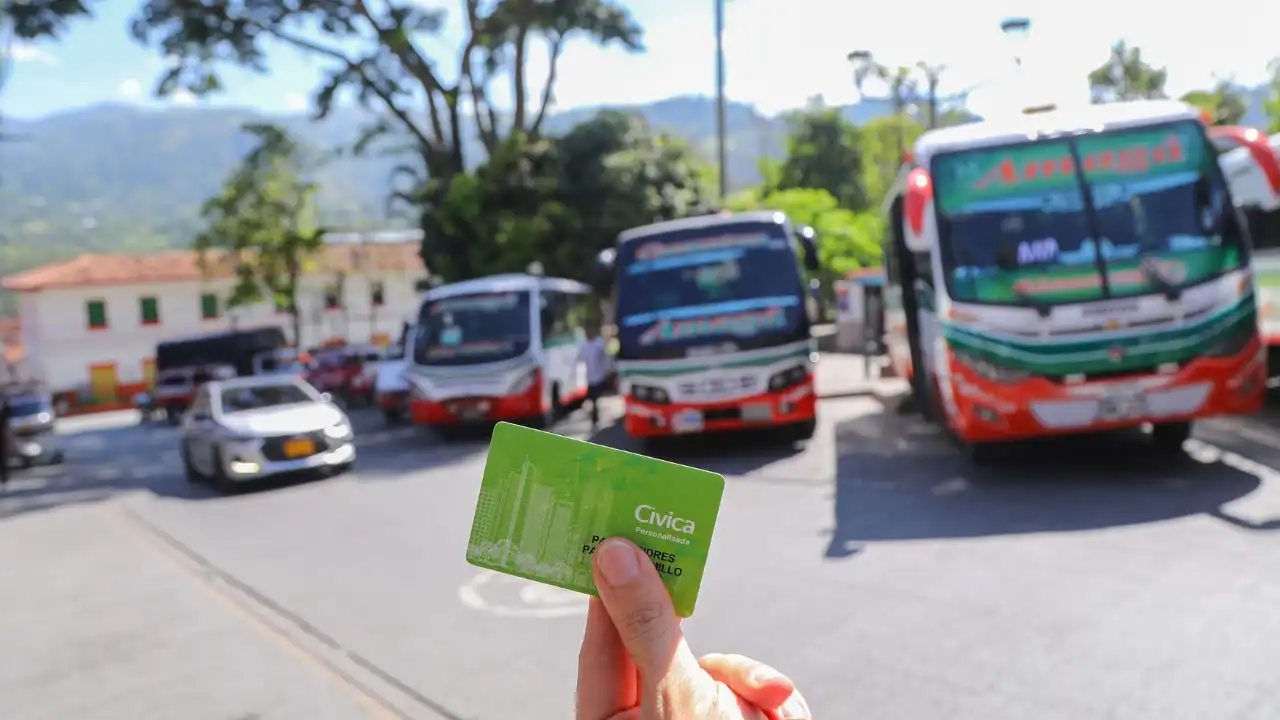 ¡Adiós al efectivo! Cívica ya se puede usar en buses entre Medellín, Amagá y Caldas 3 ¡Adiós al efectivo! Cívica ya se puede usar en buses entre Medellín, Amagá y Caldas