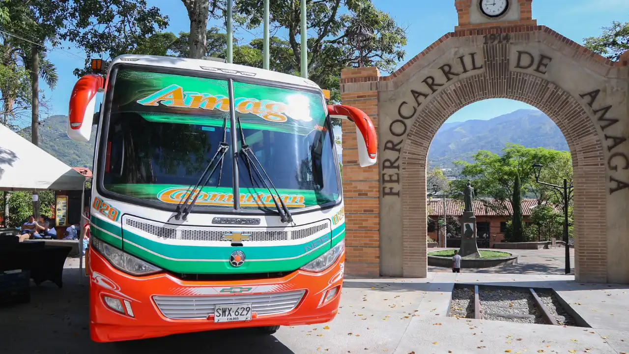 ¡Adiós al efectivo! Cívica ya se puede usar en buses entre Medellín, Amagá y Caldas 2 ¡Adiós al efectivo! Cívica ya se puede usar en buses entre Medellín, Amagá y Caldas