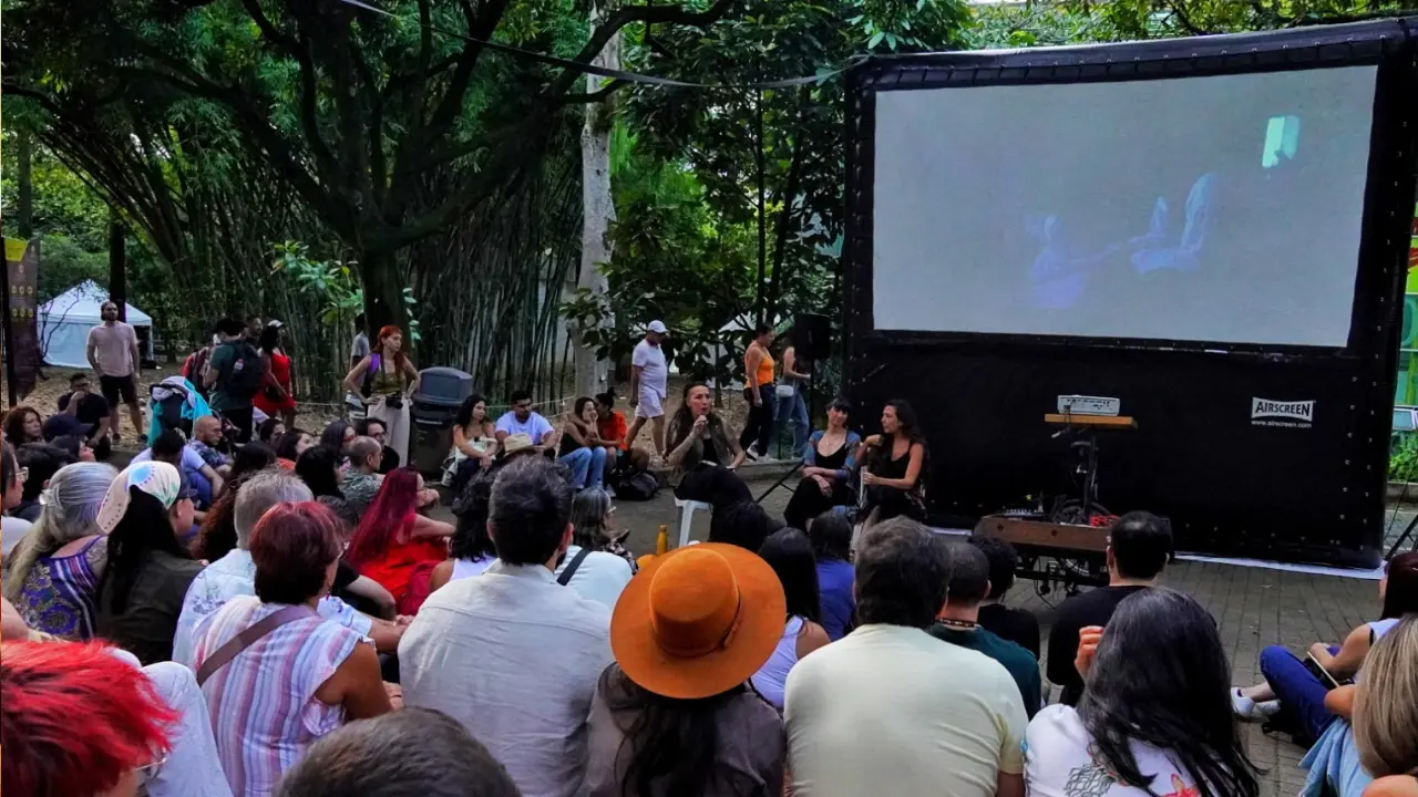 ¡Se prende la pantalla! El cine llega gratis a la Fiesta del Libro en Medellín 3 ¡Se prende la pantalla! El cine llega gratis a la Fiesta del Libro en Medellín