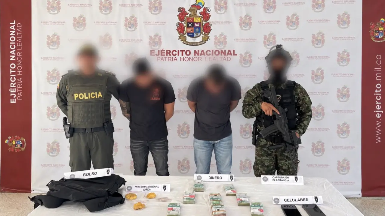 Caen sujetos con oro y efectivo vinculados al Clan del Golfo en Caucasia