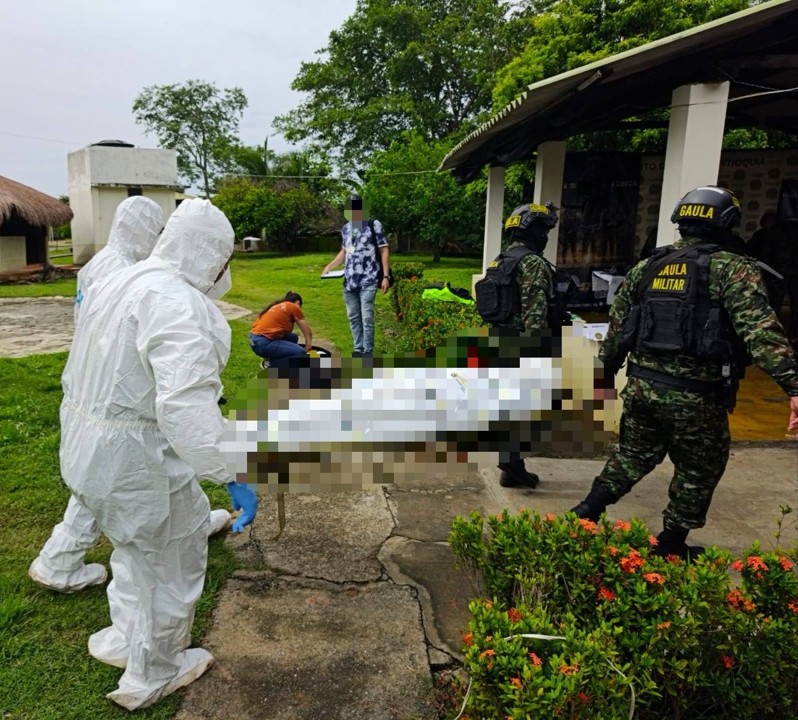 un muerto, tres capturados y poderoso arsenal incautado 1 combates caucasia1