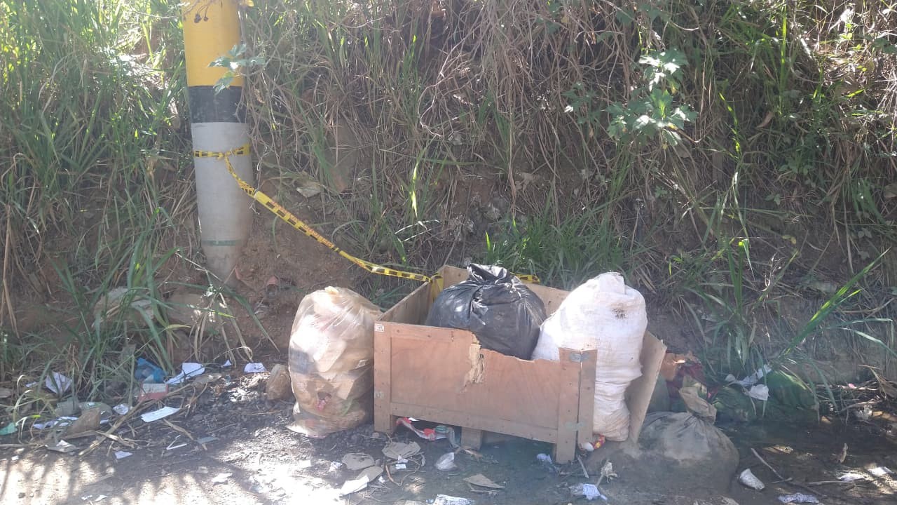 Embolsado en Bello: En un costal rayado lo dejaron en posición fetal 4 embolsado bello4