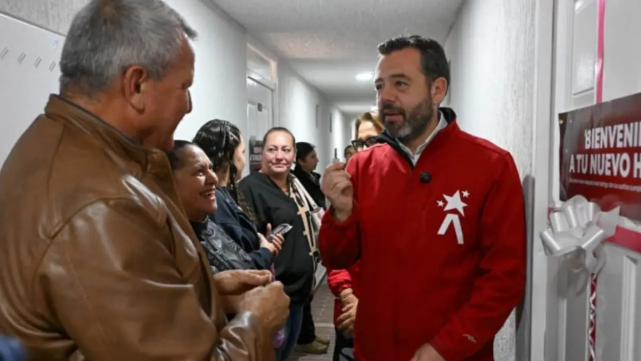 ¡Entrega de viviendas en Bogotá! 200 familias reciben las llaves de sus casas en Fontibón