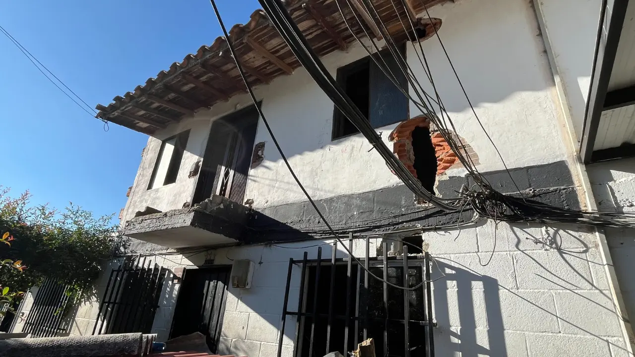 ¡Se acabaron las casas del delito! Demuelen dos viviendas en La Ceja usadas para vender droga 4 ¡Se acabaron las casas del delito! Demuelen dos viviendas en La Ceja usadas para vender droga