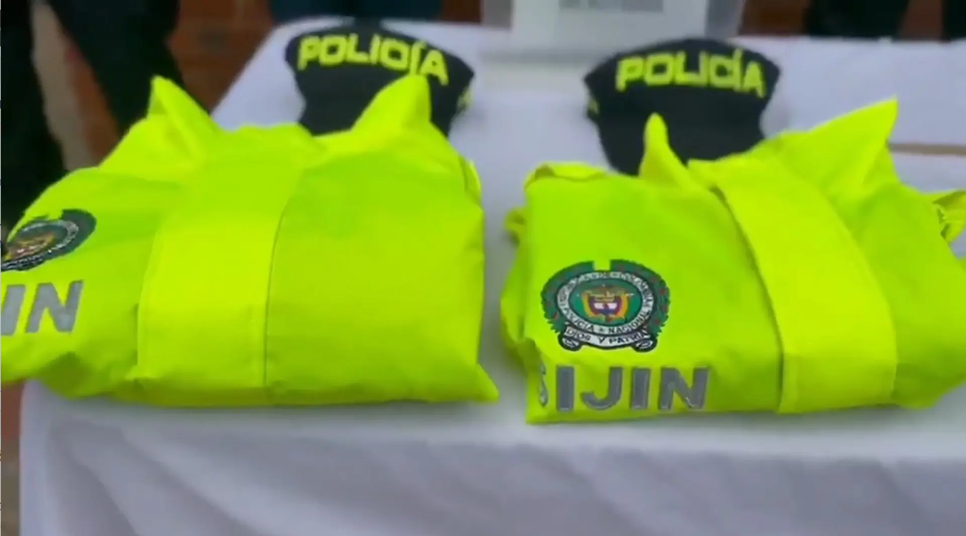 Cayeron cinco falsos policías en Bosa: pretendían asaltar viviendas con órdenes de allanamiento fraudulentas 1 falsos policias