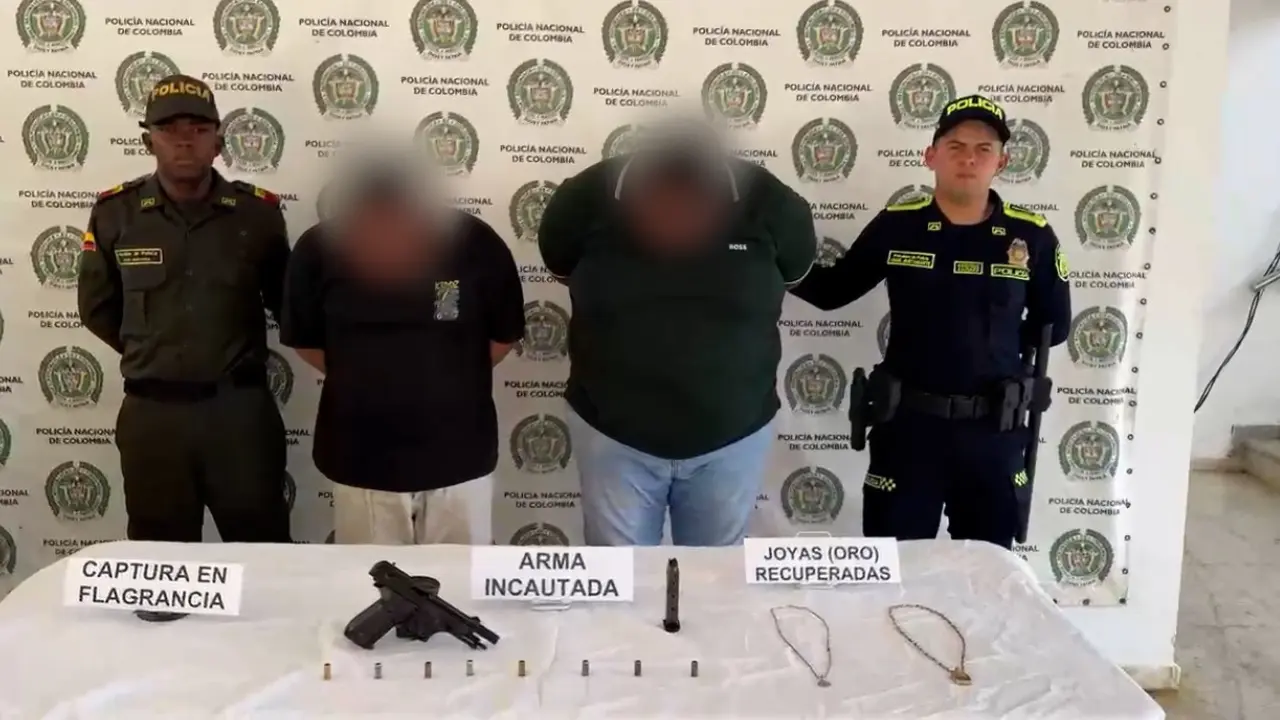 ¡Los cogieron con las joyas! Dos capturados por hurto y oro de $60 millones en Caucasia 1 ¡Los cogieron con las joyas! Dos capturados por hurto y oro de $60 millones en Caucasia