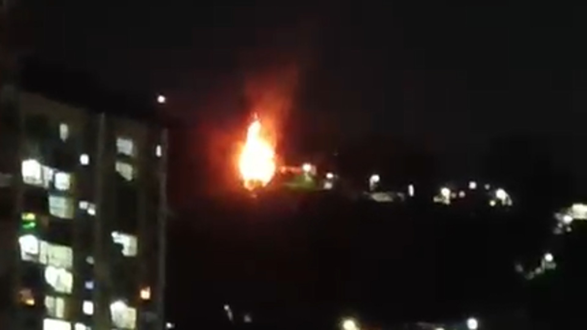 Bomberos de Medellín combaten incendio forestal en el corregimiento Altavista 1 incendio aguasfrias