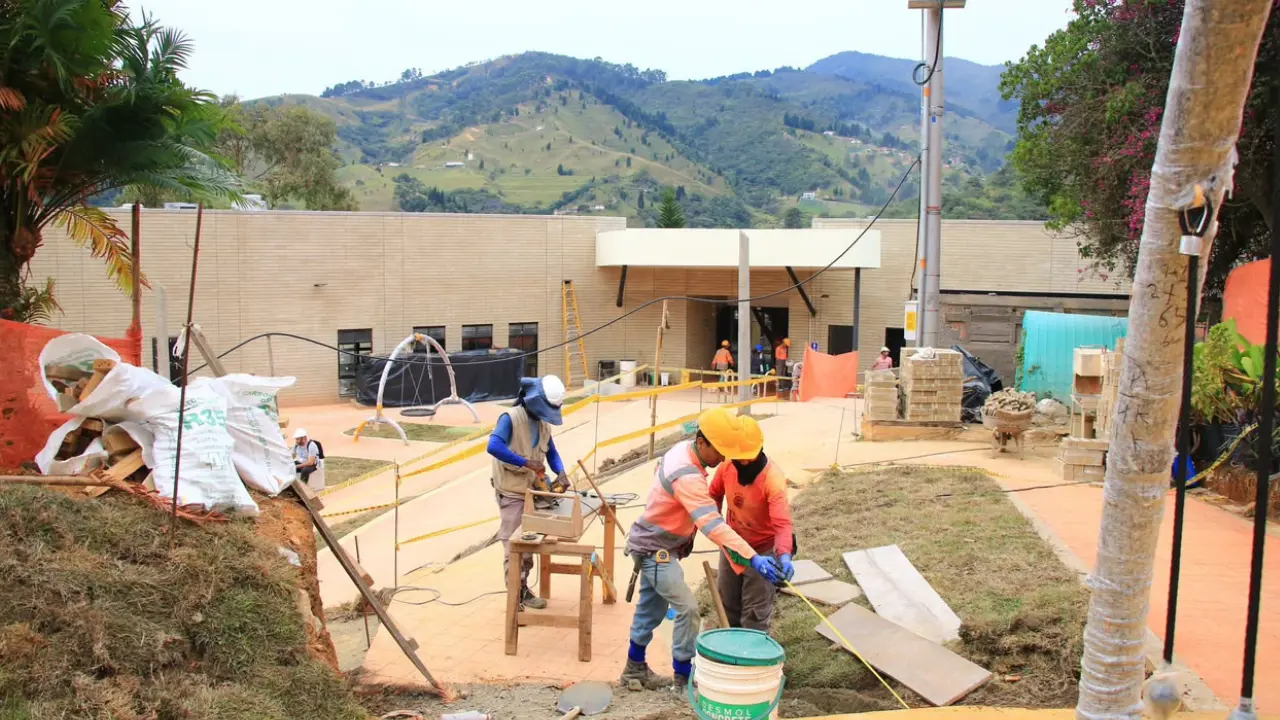 A punto de abrir: así avanza el nuevo jardín de Buen Comienzo Chambacú en San Cristóbal 3 A punto de abrir: así avanza el nuevo jardín de Buen Comienzo en San Cristóbal