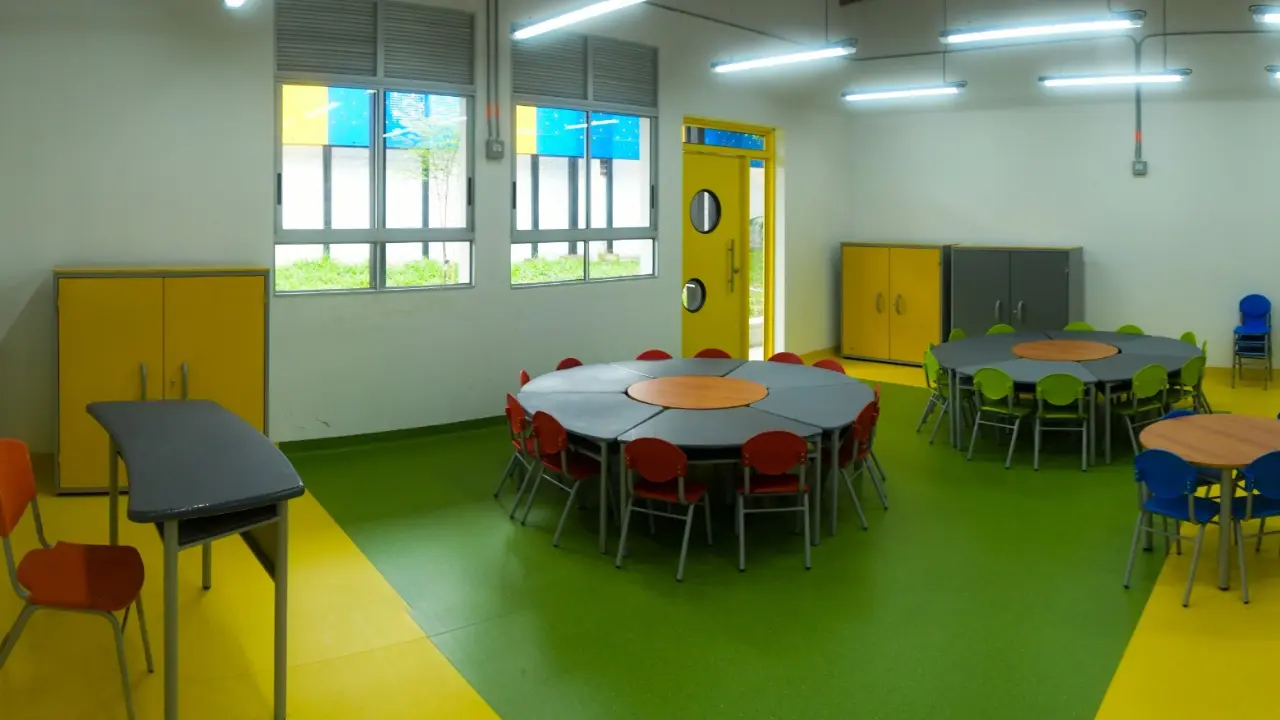 ¡Se la 'jugaron' por los pelados! Entregaron la renovada Sección Escuela Santísima Trinidad 4 ¡Se la 'jugaron' por los pelados! Entregaron la renovada Sección Escuela Santísima Trinidad