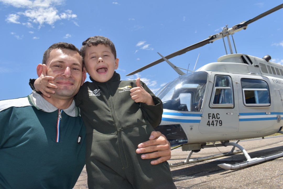 De un helicóptero de cartón a un vuelo real con la Fuerza Aérea: el sueño cumplido a un niño de Cúcuta 5 sueno1