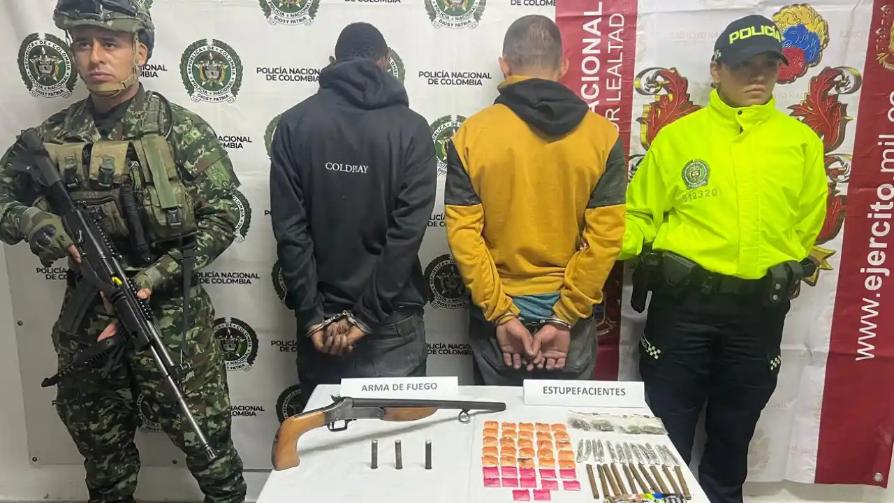¡Cayeron dos sujetos en Betania! Los pillaron con droga, munición y una escopeta 2 ¡Cayeron dos sujetos en Betania! Los pillaron con droga, munición y una escopeta