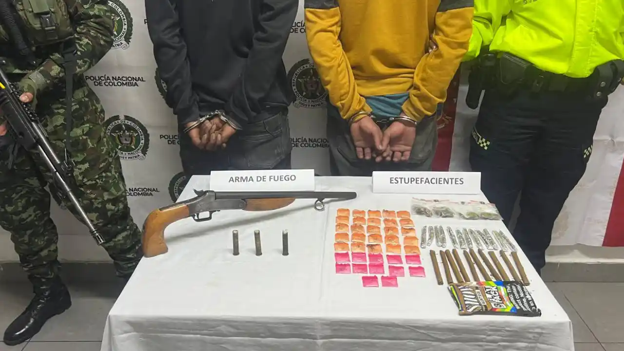 ¡Cayeron dos sujetos en Betania! Los pillaron con droga, munición y una escopeta 1 ¡Cayeron dos sujetos en Betania! Los pillaron con droga, munición y una escopeta