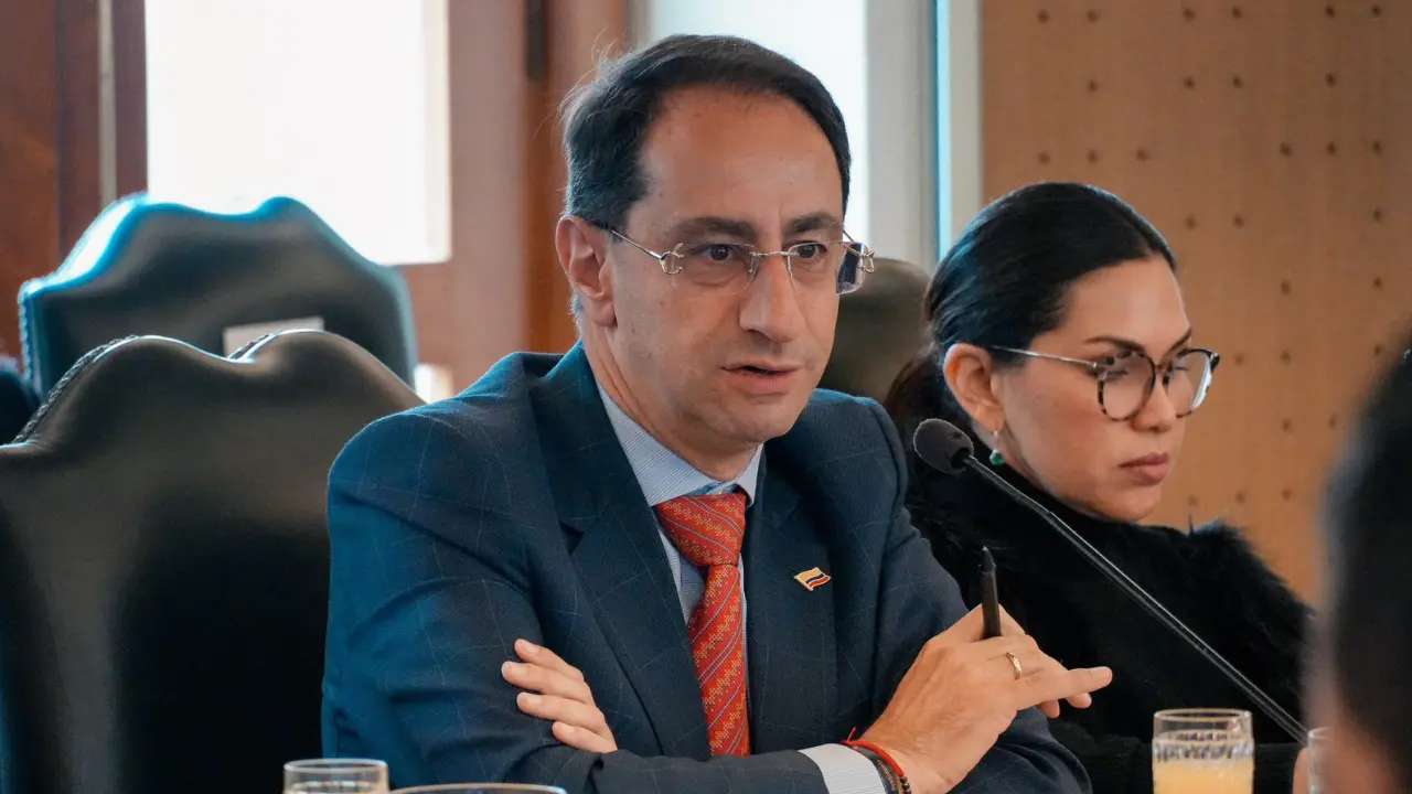 El vicepresidente José Manuel destapa el nuevo rumbo económico: inversión privada y PIB al 6%