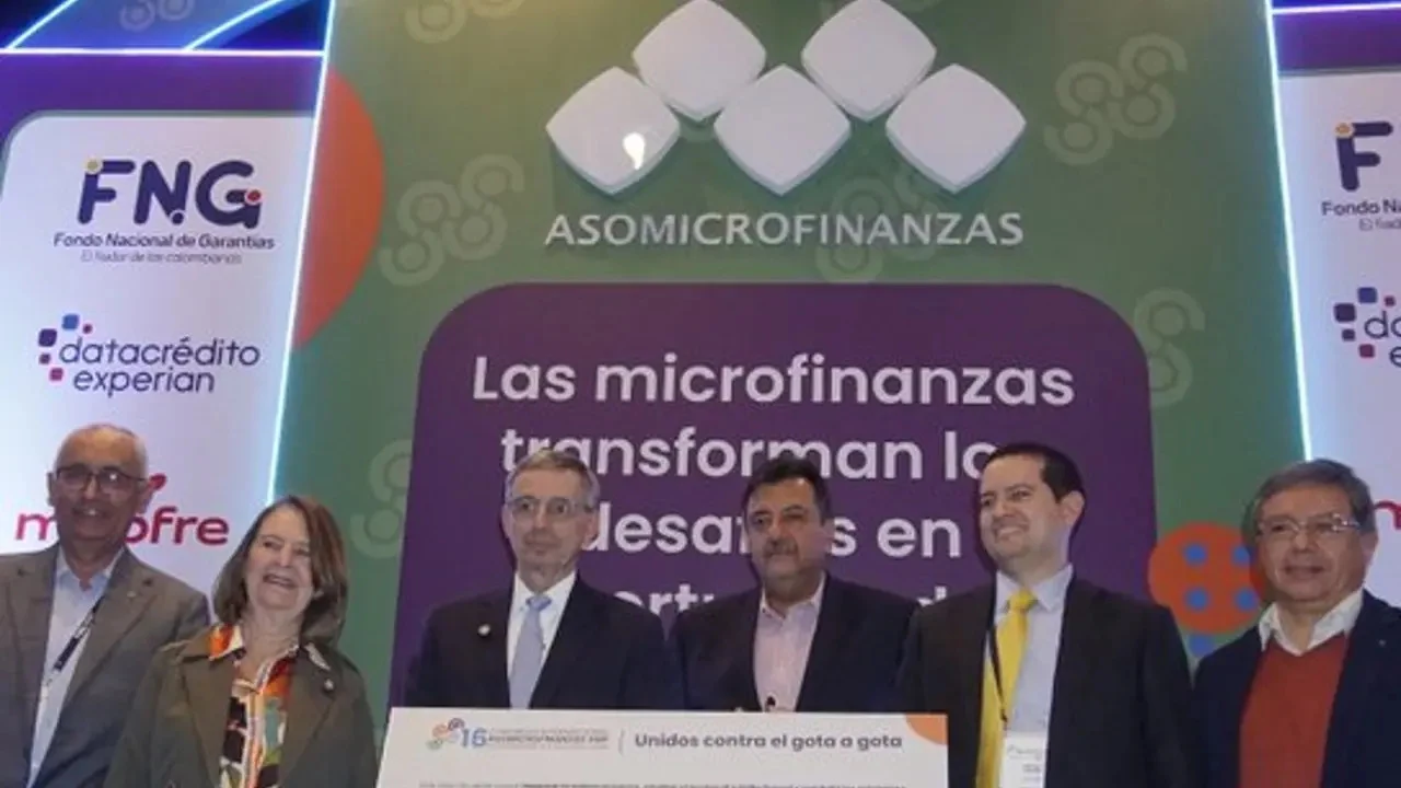 Gobierno y gremios firman acuerdo contra el 'gota a gota': más crédito formal y segunda oportunidad