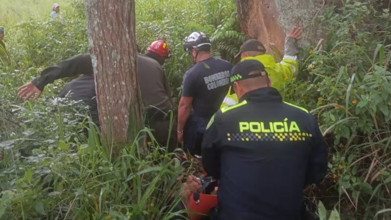 Rescate del adulto mayor que cayó por un abismo en Barichara, Santander