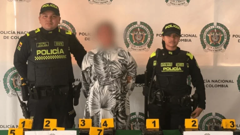 Capturan en El Dorado a mujer con más de 6 kilos de droga pegados al cuerpo