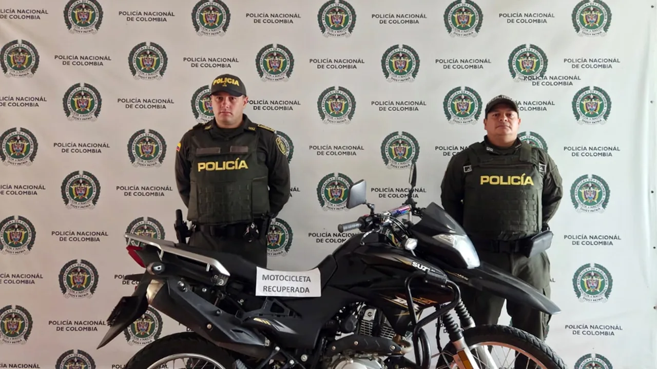 Recuperan en Urrao una motocicleta que tenía denuncia por hurto y era requerida por la Fiscalía