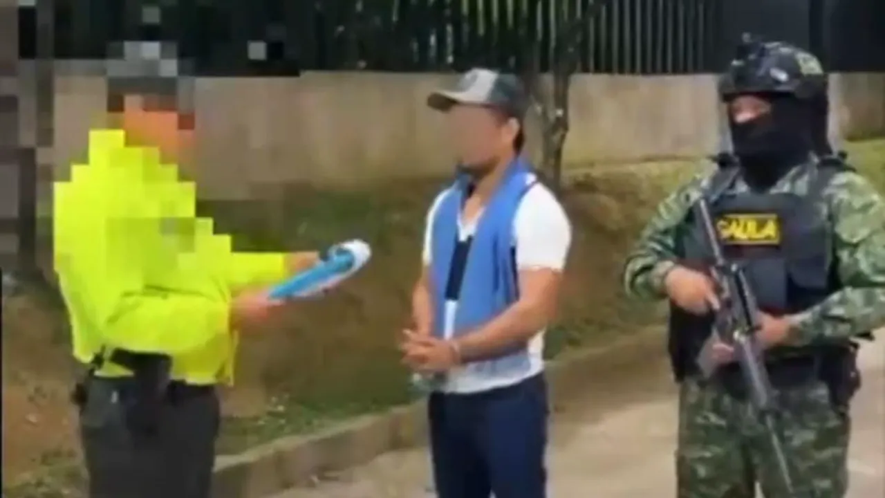 Capturan en Cartagena del Chairá a alias 'el Negro Antonio', explosivista de las disidencias de 'Calarcá'