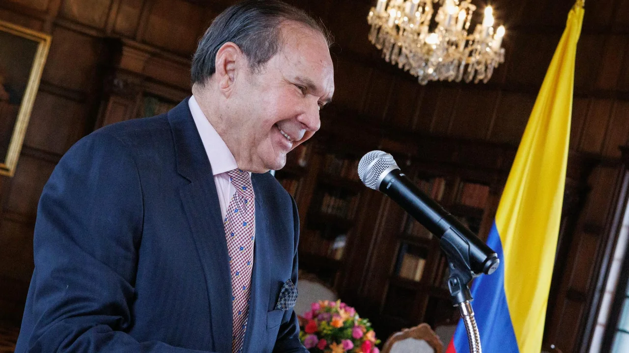 Juvenal Infante se posesionó como embajador de Colombia ante China
