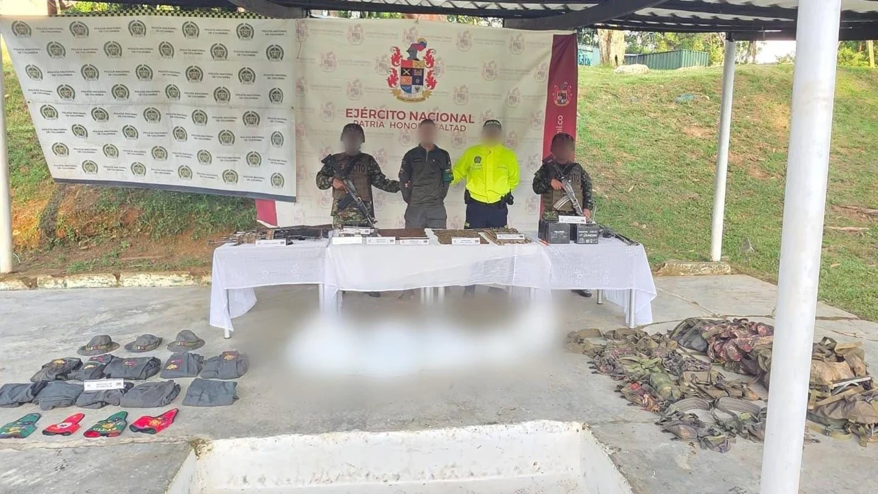 Material incautado tras combates en La Trinidad, Nechí