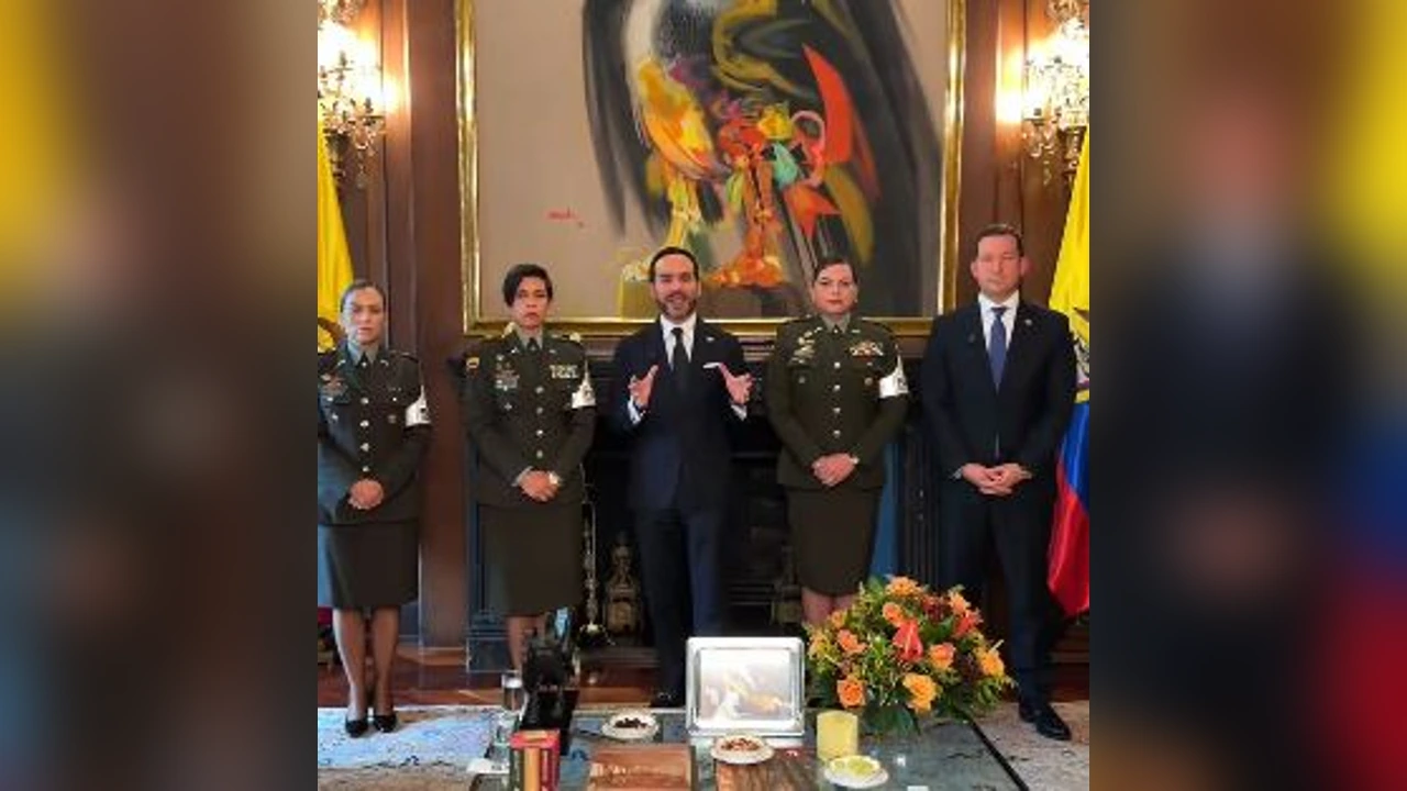 Polfa: Abelardo de la Espriella presenta a las tres coroneles de la nueva línea de mando