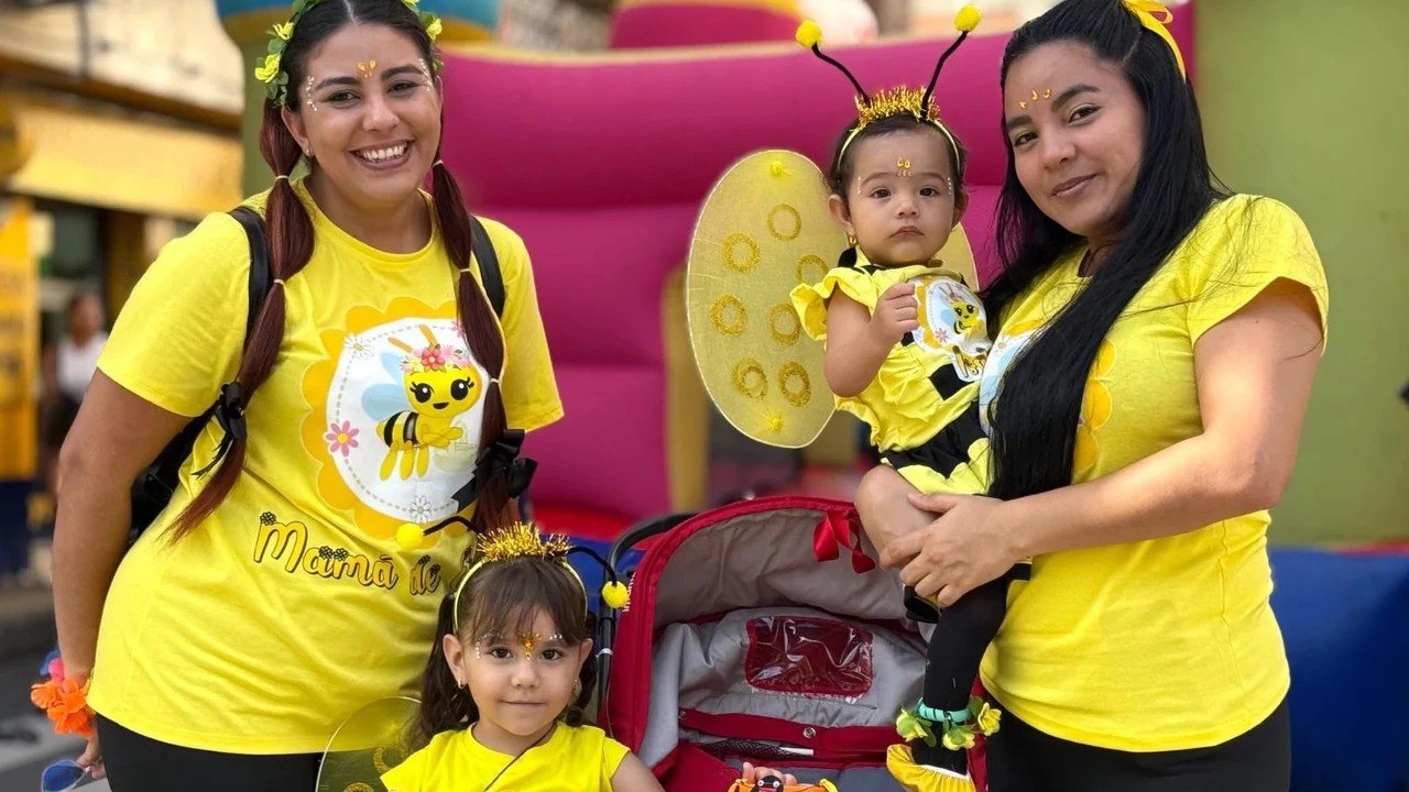 Halloween en Bello: la fiesta de los niños cerrará siete calles del centro 2 Familias de Bello disfrazadas en las actividades de Halloween