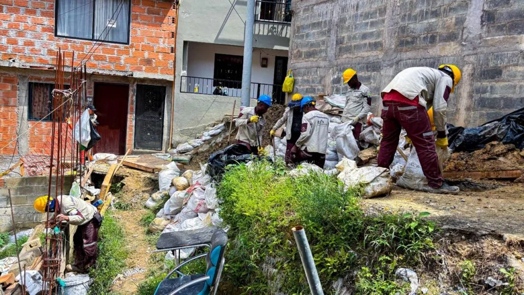 Alivio para el bolsillo: estratos 1, 2 y 3 de Medellín suman casi $700.000 millones en subsidios 2 Subsidios de servicios públicos en Medellín