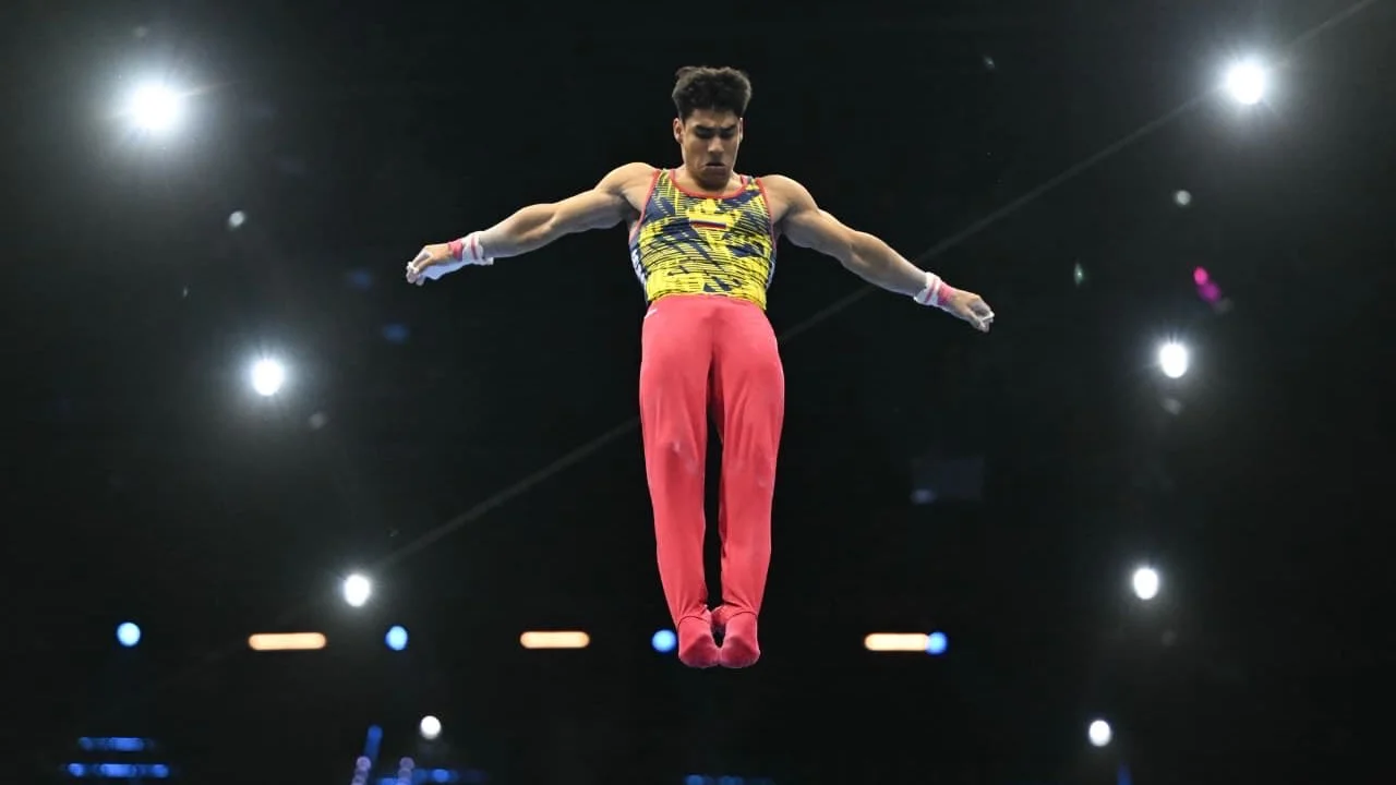 Colombia cerró en Róterdam su mejor Mundial de gimnasia: Vera y Barajas cayeron en la final de barra fija