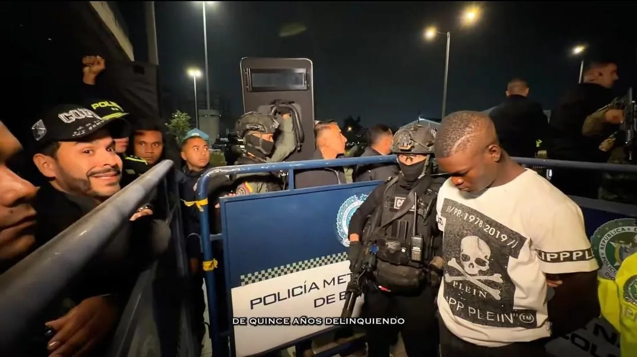 Operación KRATOS en Bogotá: 172 capturas, 114 allanamientos, 11 armas y 3 granadas incautadas 1 Operativo de la Policía en Bogotá durante la Operación KRATOS