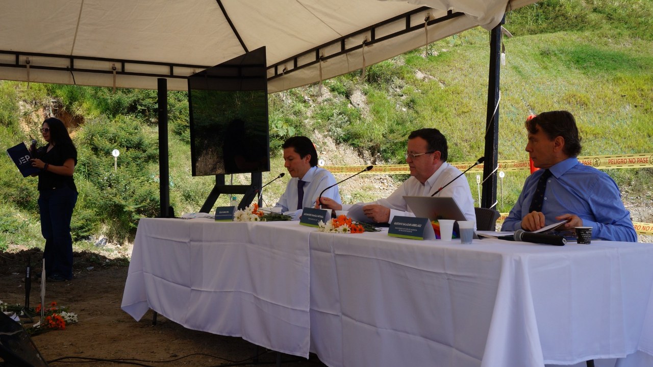 JEP imputa a 12 uniformados, entre ellos los generales (r) Montoya y Gallego, por operaciones en la Comuna 13 5 Operaciones Mariscal y Orión, Comuna 13: decisión de la JEP en el Caso 08 (4)