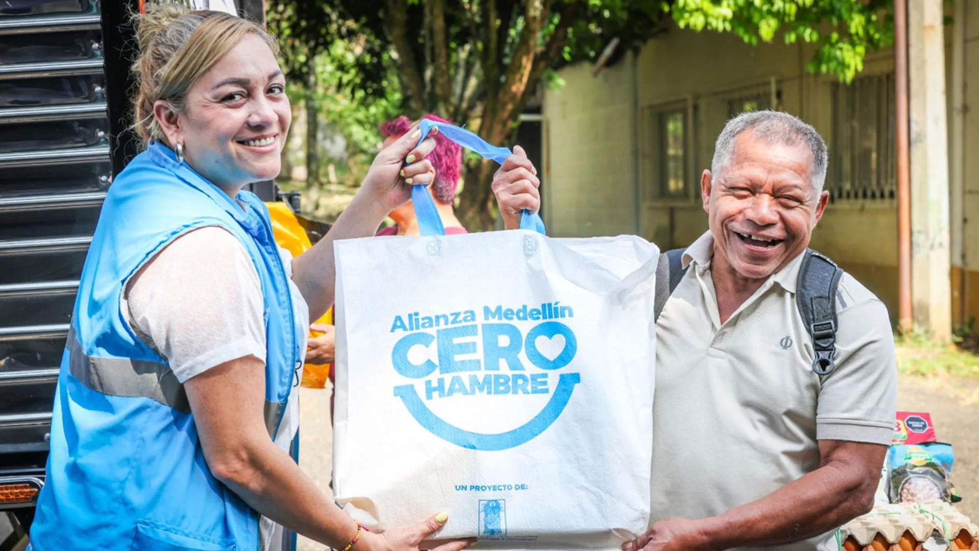 Medellín logra reducir la desnutrición infantil del 1,1 % al 0,5 % y refuerza las ayudas alimentarias