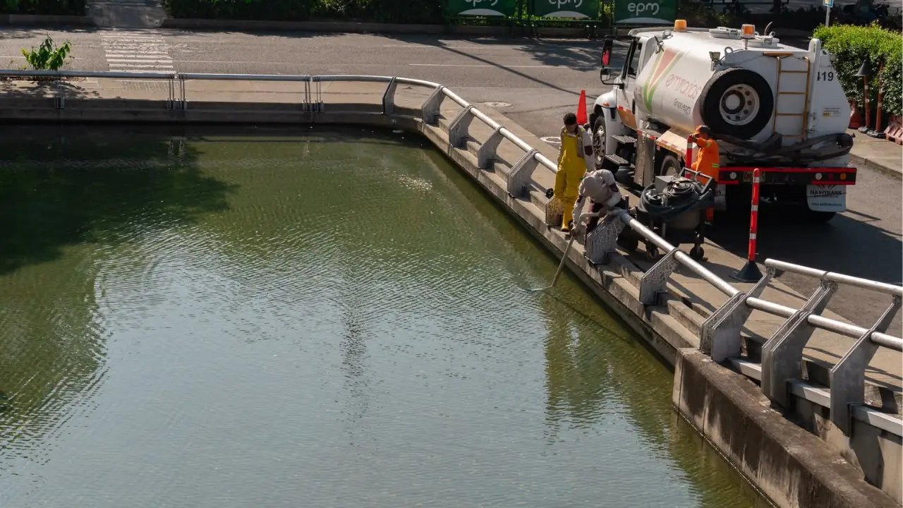 EPM le saca provecho a su mega piscina y pone a rodar carrotanques por toda la ciudad 2 EPM le saca provecho a su mega piscina y pone a rodar carrotanques por toda la ciudad