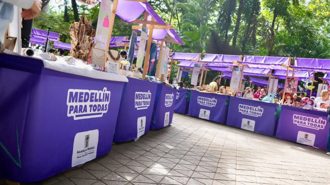 ¡Becas, empleo y hasta monólogos! Esto es lo que hay hoy en el Festival Medellín para Todas 3 ¡Becas, empleo y hasta monólogos! Esto es lo que hay hoy en el Festival Medellín para Todas